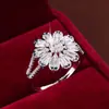 Anel de Girassol com Zircônia para Moda Transfronteiriça, Anel Exquisito Elegante para Mulheres, Joia Artística de Cobre, Venda Direta do Fabricante