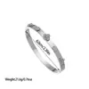 Pulseira Transfronteiriça Novo Estilo Flor de Ameixa Cravejada de Diamante Aço Titânio Feminina Ins Luxo Leve Nicho Design Flor de Quatro Folhas Aço Inoxidável Pulseira Ornamento