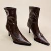 Botas Chelsea Pontudas Outono e Inverno 2023 Novo Estilo Britânico Botas de Cavaleiro Botas Martin de Taça de Vinho Botas de Cano Curto da Moda Femininas