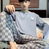 Pijama transfronterizo para hombre, primavera y otoño, a cuadros, color liso, variedad de tallas grandes, ropa de casa juvenil, conjunto de manga larga, una generación de cabello