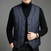 Nuevo chaleco de algodón con forro polar para hombre de otoño e invierno, engrosado para abrigar, cuello en V, abotonado, sin mangas, prenda exterior