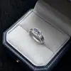 Anillo Vintage Transfronterizo Inspirado en Keegan con Forma de Ojo de Caballo, Moderno y Súper Genial, Anillo de Estilo de Alta Gama, Anillo Exquisito de Lujo Ligero para el Dedo Índice