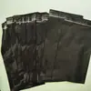 Em estoque saco autoadesivo de PE saco de armazenamento à prova de umidade à prova de poeira fábrica de saco de plástico PE preto de boca chata de alta pressão
