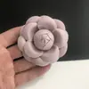 6.6cm multicolor de alta gama doble cara grueso fino franela Camelia pequeña fragancia Blanco joya broche