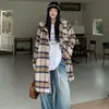 Abrigo de lana para mujer con botones de cuerno para otoño e invierno, diseño vintage, nicho, de longitud media, hasta la rodilla, adelgazante, versátil, transfronterizo