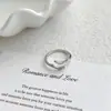 Anillo de Zirconia Doble Cabeza Artístico Vintage, Anillo de Diseño de Nicho Simple y Moderno, Joyería de Mano Abierta Irregular de Ins