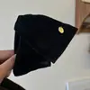 Presilha de Garra Triangular com Concha de Cetim Estilo Francês, Acessório de Cabelo Versátil de Alta Qualidade e Tendência para a Parte de Trás da Cabeça