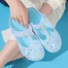 Nuevos zapatos de verano con agujeros estampados sandalias para mujer zapatos de gelatina sandalias ropa exterior para mujer sandalias de punta cerrada antideslizantes para mujer