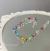 Nuevo Diseño de Nicho con Estilo Versátil, Brillantes de Pedrería Dulces de Verano, Exquisito Lujo Ligero, Sensación de Alta Gama, Pulsera de Pedrería Brillante Colorida y Elegante
