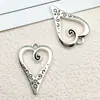 Colgante Hueco con Forma de Corazón de Plata Antigua con Pinchos DIY Collar Pendientes Accesorios de Joyería de Aleación con Forma de Corazón Colgante Transfronterizo