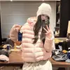 Chaqueta de Algodón Acanalado Nueva Invierno 2026 para Mujer Ligera Corta Holgada con Capucha Petite Abrigo de Algodón Chaqueta Engrosada Cálida