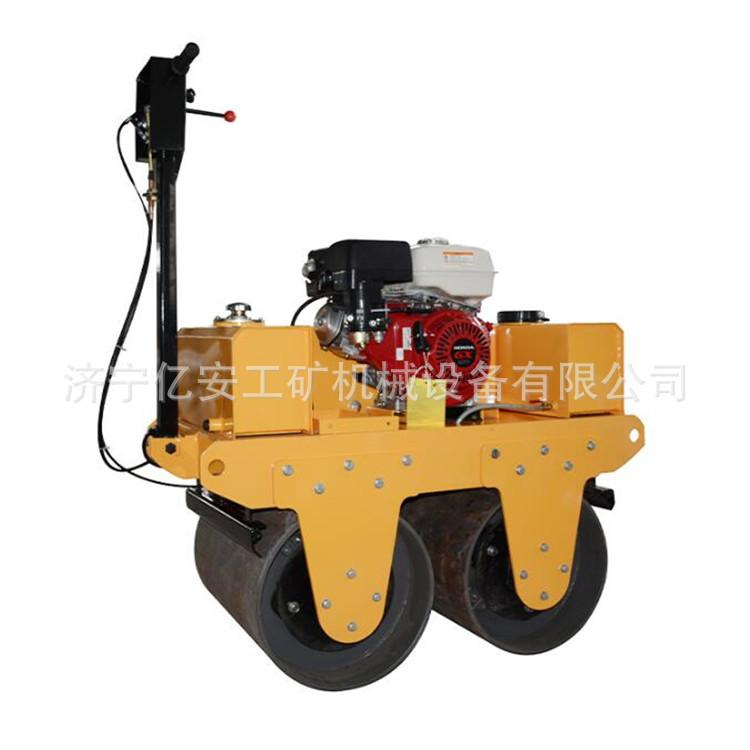 600双钢轮压路机--