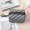 Bolsa de Cosméticos 2024 Moderna de Alta Capacidad Bolso de Mano Portátil con un Diseño Elegante, Popular en Redes Sociales, Bolsa de Almacenamiento de Tela de Moda para Viajes de Gran Capacidad