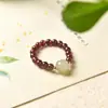 Garneta Gris Natural de Luz de Luna Roja del Sur Cristal Natural Anillo Pequeño Plata de Pie S999 Roja del Sur Anillo Diy de Duende