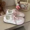 Zapatos de Mujer de Moda con Suela Gruesa y Suela Blanda de Venta Caliente 2026 Nuevo Llegada de Verano Celebridad de Internet Estudiante Casual Cómodos Zapatos Blancos de Entrenamiento Alemanes para Mujer