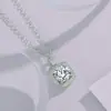 Colar de Moda Dazzling Quadrado de Zircônia Banhado a Prata Versátil Moda Luxo High-End Pingente Clavícula Colar Venda Direta da Fábrica