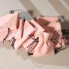 Bolsas de Microfibra de Cuero Sintético Cepillado con Cordón, Embalaje de Gamuza al por Mayor, Bolsas para Guardar Anillos de Joyería al por Mayor en Stock