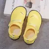 Sandálias Esportivas Infantis 2026 Verão Novo Estilo Malha Respirável Velcro Antiderrapante Secagem Rápida Calçados Aquáticos para Meninos e Meninas Tendência