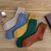 Calcetines gruesos hasta la pantorrilla al por mayor puesto callejero calcetines de rizo calcetines para correr en ríos y lagos calcetines de invierno cálidos de forro polar calcetines de algodón para hombre otoño e invierno