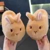 Chinelos de Algodão Infantis para Meninas Fofos Bola de Leite Coelho Pequeno Uso Doméstico de Inverno Pelúcia Solado Macio Quente Chinelos Bebê Pai-Filho