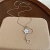 2026 Novo Colar Pingente Flor de Pérola Estilo Coreano, Design de Nicho de Alta Qualidade, Corrente de Suéter Ajustável, Acessório Feminino da Moda