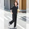 Conjunto de moletom estiloso e moderno de duas peças para mães de meia-idade, novo conjunto casual para senhoras elegantes para a primavera e o outono de 2026