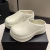 Chinelos Baotou 2025 Mueller novos chinelos plataforma sola grossa para mulheres sapatos de chef à prova d'água antiderrapantes sapatos com furos comércio exterior transfronteiriço