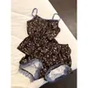 Conjunto de pijama de camisola floral com decote V retrô e shorts para meninas, conjunto de loungewear de verão com acabamento em renda e tecido fresco, pode ser usado ao ar livre