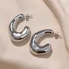Pendientes de aro irregulares brillantes populares europeos y americanos para mujer, clip metálico sin perforación, simples, retro, invierno, nuevos