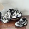 Zapatos tipo Dad de Moda Versátiles para Niñas 2026 Primavera/Verano Nuevos Tenis de Malla Transpirable para Niños Zapatos Casuales para Niños Tendencia