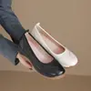 Sapatos de Plataforma Slip-on com Solado Grosso para Mulheres Couro Macio Bico Redondo Fácil de Calçar Novo Estilo Outono Casual Saltos Altos Sapatos Pequenos de Couro