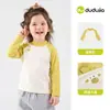 69.9 por cualquier 3 artículosCamisetas de manga larga para niños Dudu, ropa de otoño, camisetas básicas para niños, tops modernos para niñas para otoño