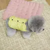 Roupas para Pets Primavera e Verão Novo Estilo Tamanho Pequeno Cães, Gatos, Bichon, Teddy Roupinha Fofa Estilosa 26 Cardigan Doce Cool