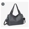 Bolsas Bolsas de Mano para Mujer Gran Capacidad Otoño Invierno Se Puede Cruzar Retro Versátil Bolso de Hombro Único Sentido Avanzado Bolsa Grande