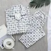 Nuevo cárdigan de primavera y otoño para hombre con solapa, pijama fino de manga larga, traje de casa para hombres de mediana edad y personas mayores