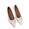 Zapatos Femeninos Estilo Hada Suave 2026 Francés Elegante Moño Punta Aguda Boca Baja Tacón Oculto Zapatos de Noche
