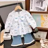 24086 Conjunto de Ropa Nueva para Niñas Primavera y Otoño 2026 Camisa Linda de Conejito y Jeans con Encaje