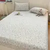 Funda de sábana de gasa de doble capa, una sola pieza, para uso doméstico, protector de colchón, adecuado para habitaciones de estudiantes, funda para cama individual, ropa de cama de alta calidad, estilo nuevo