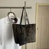 Bolso tote estampado de leopardo, gran capacidad, juego de dos piezas, bolso de hombro casual de lona, adecuado para estudiantes, ir al trabajo y ir de compras