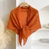 Chal de punto para mujer para primavera y verano, adecuado para la oficina, popular en línea, chal fino para habitaciones con aire acondicionado, chal para hombros de primavera y otoño, estilo coreano
