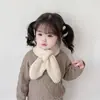 Bufanda de Punto Gruesa y Cálida Estilo Coreano de Invierno para Niños y Niñas, Protección para el Cuello Infantil, Bufanda para el Cuello de Color Sólido a Prueba de Viento con Etiqueta de Cuero Venta al por Mayor