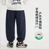 Pantalones deportivos tipo jogger cómodos y modernos para niños de otoño 2026 pantalones para niños principios de otoño elegantes versión coreana pantalones de moda