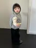 Ropa de Otoño e Invierno para Bebé 2026 Ropa Nueva de Invierno Ropa Infantil Niñas Ropa de Algodón Conjunto de Chaqueta y Jeans con Felpa