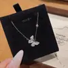 Collar Dulce de Mariposa Coreano para Mujer Lujo Accesible Gama Alta Zirconia Súper Brillante Colgante Exquisito Cadena de Clavícula Corazón Femenino Tendencia