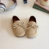Sapatos de Couro Infantis 2025 Primavera/Verão Novo Estilo Princesa Meninas Velcro Solado Macio Elegante Sapatilhas de Bebê