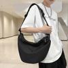 Bolso cruzado casual estilo coreano de gran capacidad para mujer, bolso simple para el trabajo, bolso de hombro casual, bolsa de deporte tipo "dumpling" para niños