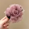 El nuevo pasador de pelo degradado estilo francés de Diqian es un accesorio versátil y elegante para el uso diario, adecuado para crear un moño en la parte posterior de la cabeza.