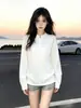Camiseta trendy de estilo japonês, personalidade nicho, manga longa, abotoada, para mulheres, nova coleção de outono, top solto casual versátil estilo preguiçoso