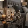 Estatueta de Pensador Escavada Cuidadosamente Selecionada para Leitura e Reflexão, Ornamento de Mesa Ecológico de Resina para Múltiplos Cenários, Estético para Contemplação