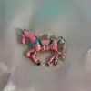 Broche Coração de Pérola com Design Único 2025 Novo Tendência Outono e Inverno Corsage Exclusivo para Mulheres Coreanas Acessórios de Alfinete
